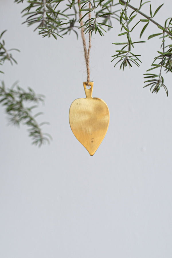 BRASS LEAF ORNAMENT - Set of 6